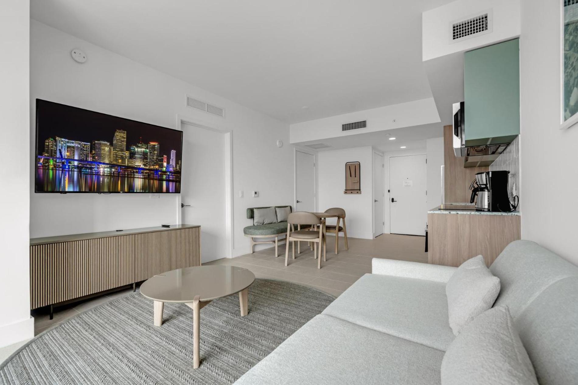 Modern 1Br Apartment With Breathtaking Views Heart Of Downtown 迈阿密 外观 照片