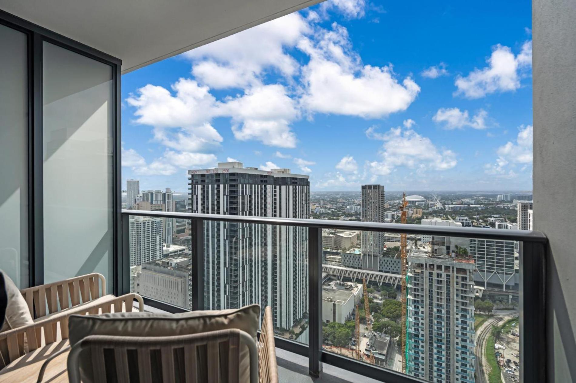 Modern 1Br Apartment With Breathtaking Views Heart Of Downtown 迈阿密 外观 照片